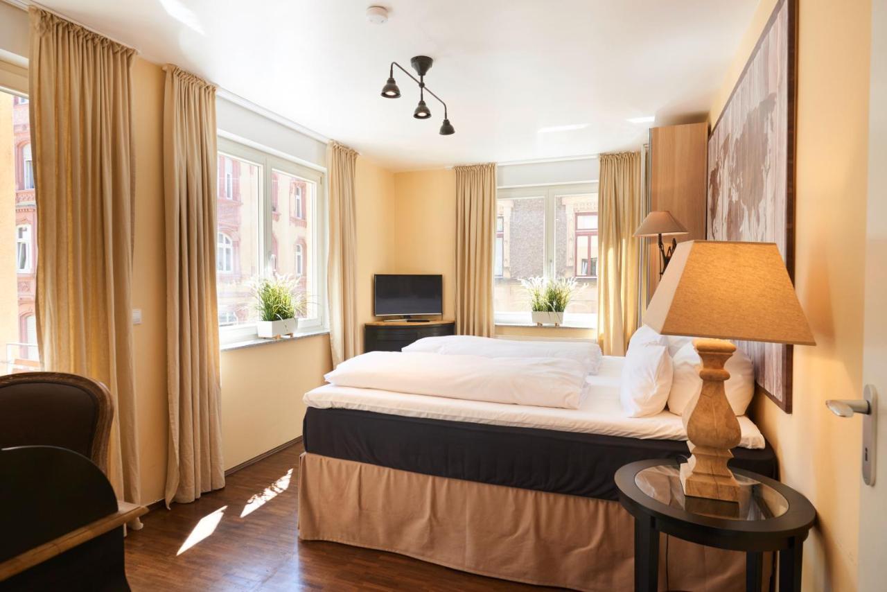 Hotel Zur Alten Bruecke 3*