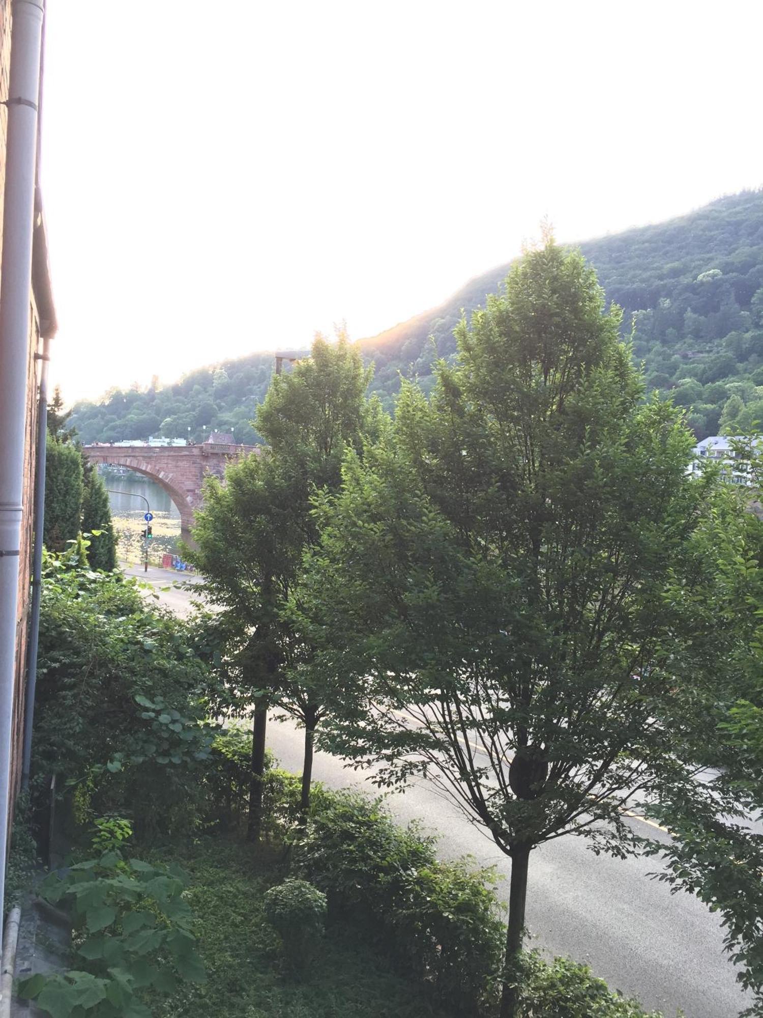 Zur Alten Bruecke 3*